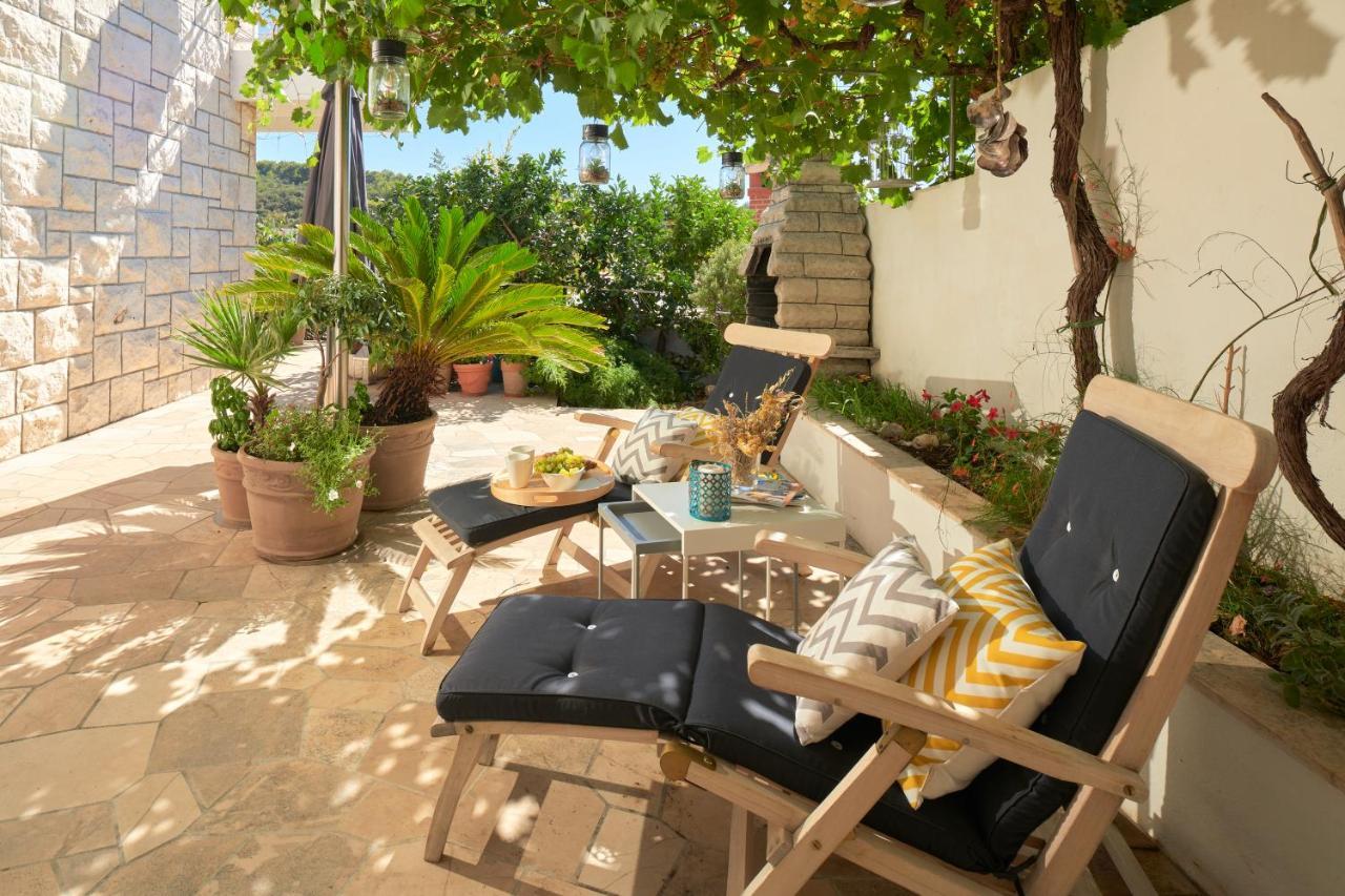 Green Oasis Hvar Town Exterior photo